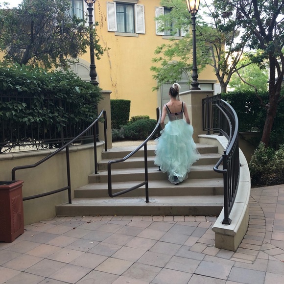 COYA Collection Stunning Dress - Picture 2 of 8